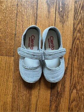 Never Worn Cienta Girls' Silver Mary Jane Shoes - Toddler Shoes EU 23/ US 7